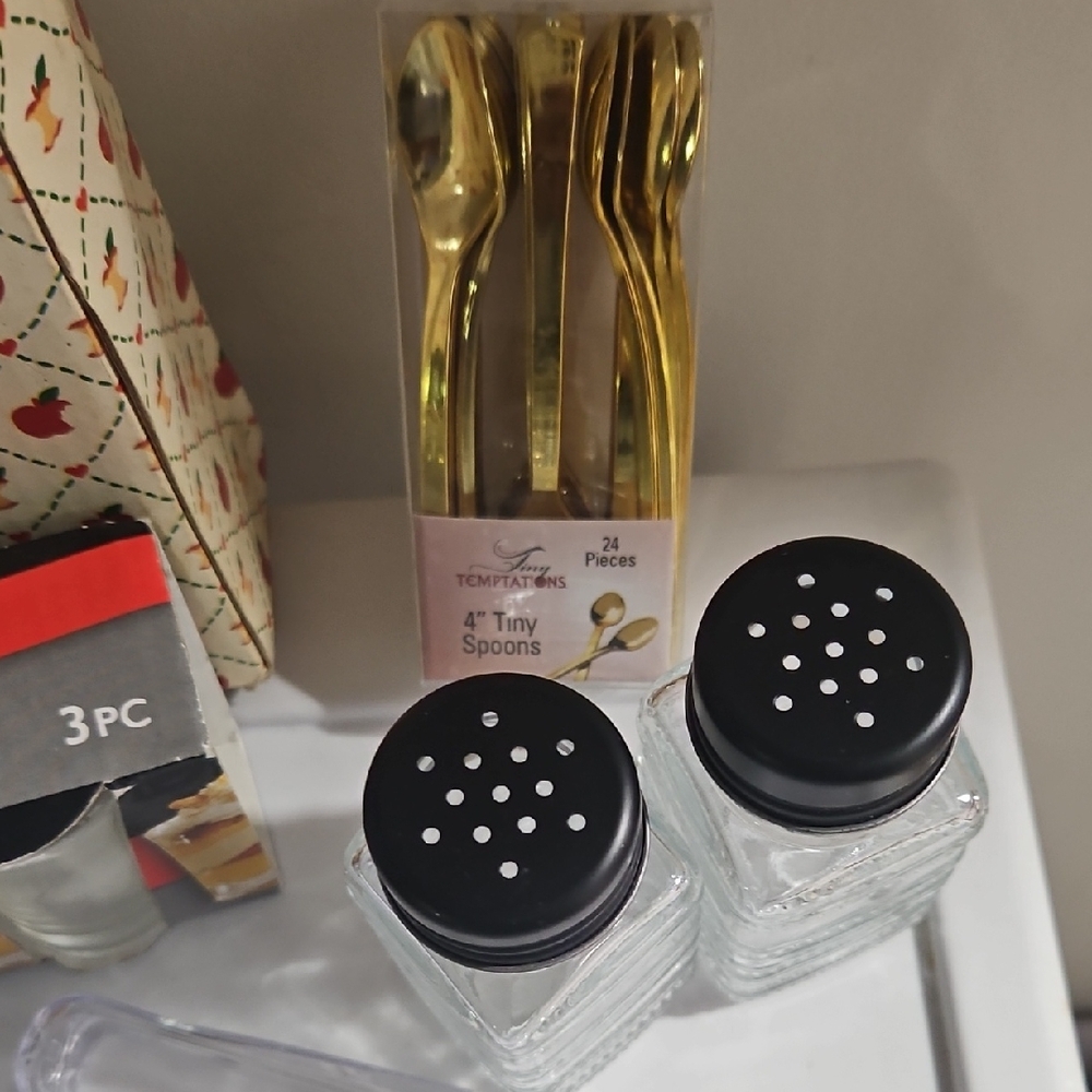 Gold Tiny Spoons Set - 24 Pieces